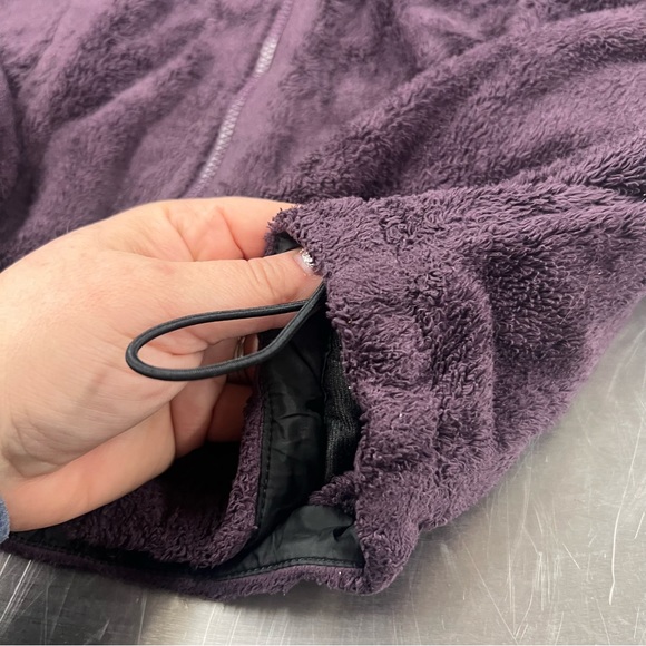 North Face Zip-up Fleece. Size XS - Picture 5 of 8